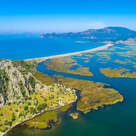 Deniz Paradise 别墅