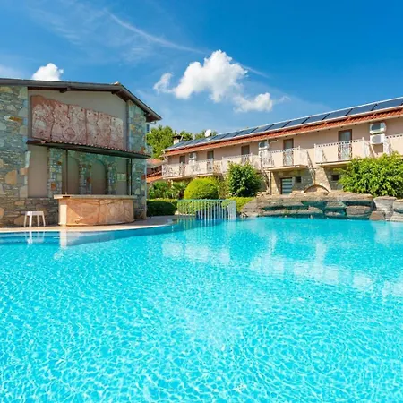 Deniz Paradise 别墅 *