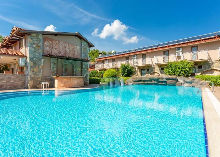 Deniz Paradise Villa *